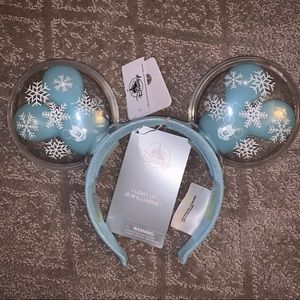 New Disney Parks Mickey Balloon Holiday Snowflake Frozen Light Up Ear Headband